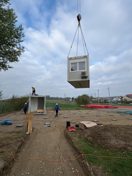 Montage mobiler Schulraum, Antransport Modul